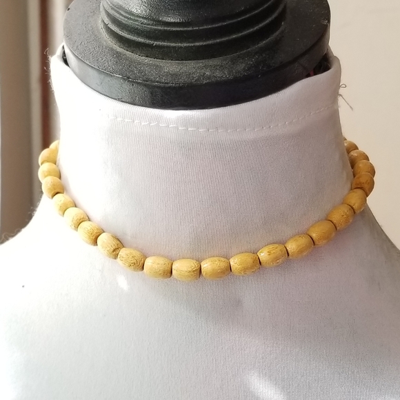Vintage Jewelry - Vintage wood beads necklace pale blonde tan choker boho hippie